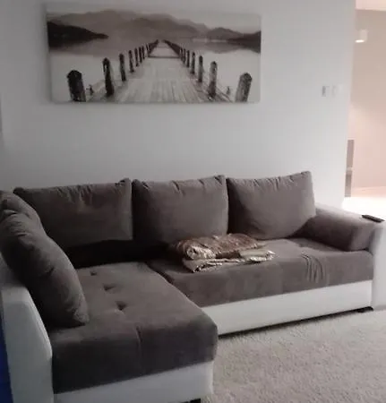 Apartment U-stay Bond Apartament